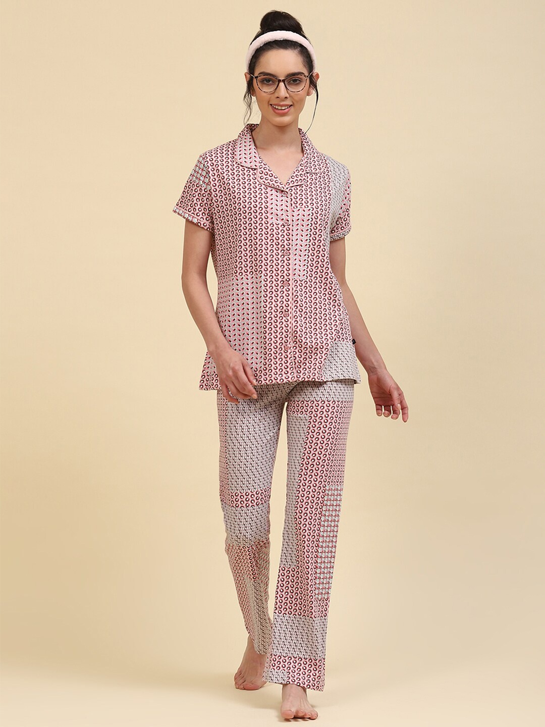 

Monte Carlo Geometric Printed Night Suit, Pink