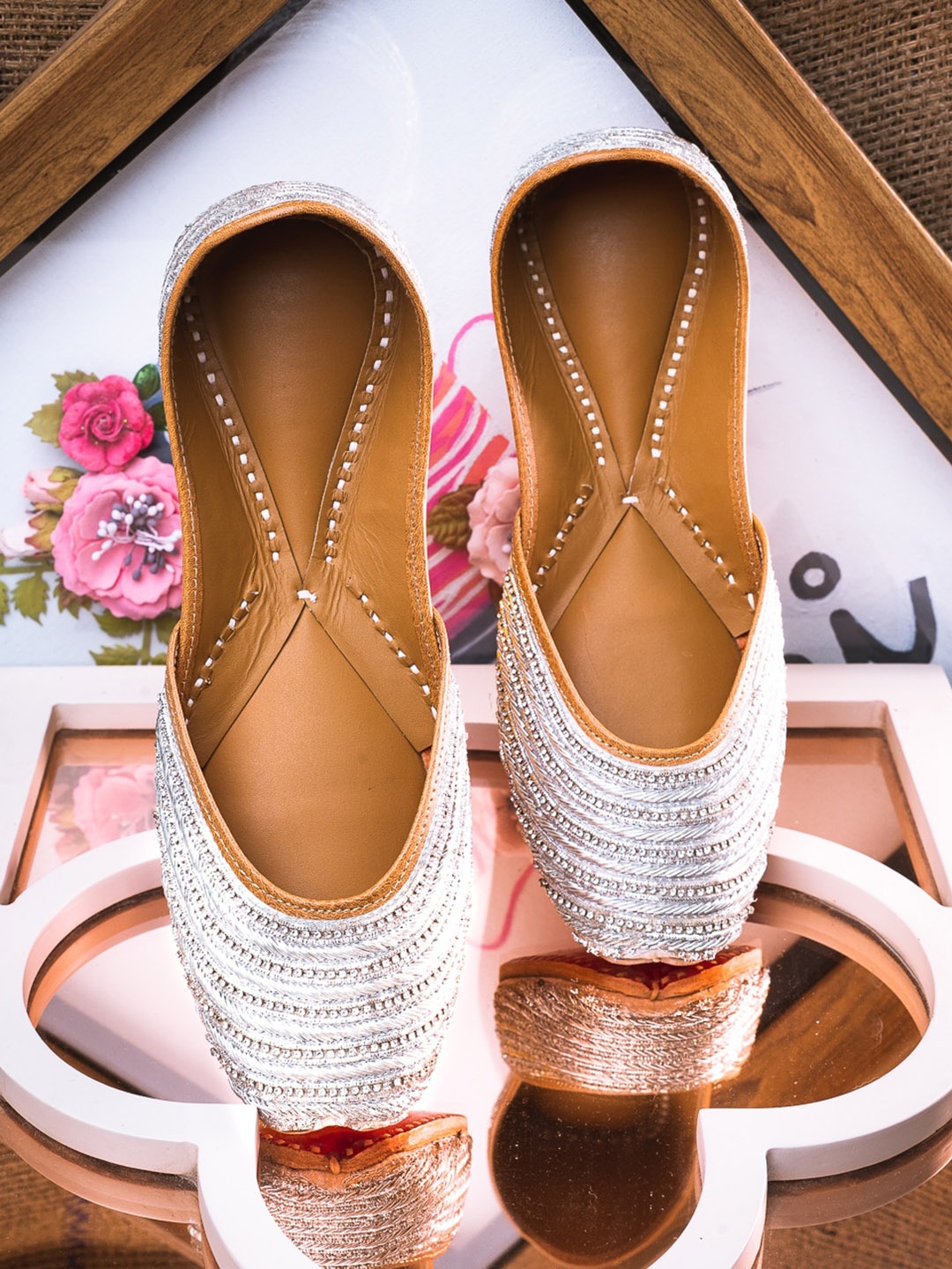 

NR By Nidhi Rathi Women Ethnic Embellished Leather Mojaris, Silver