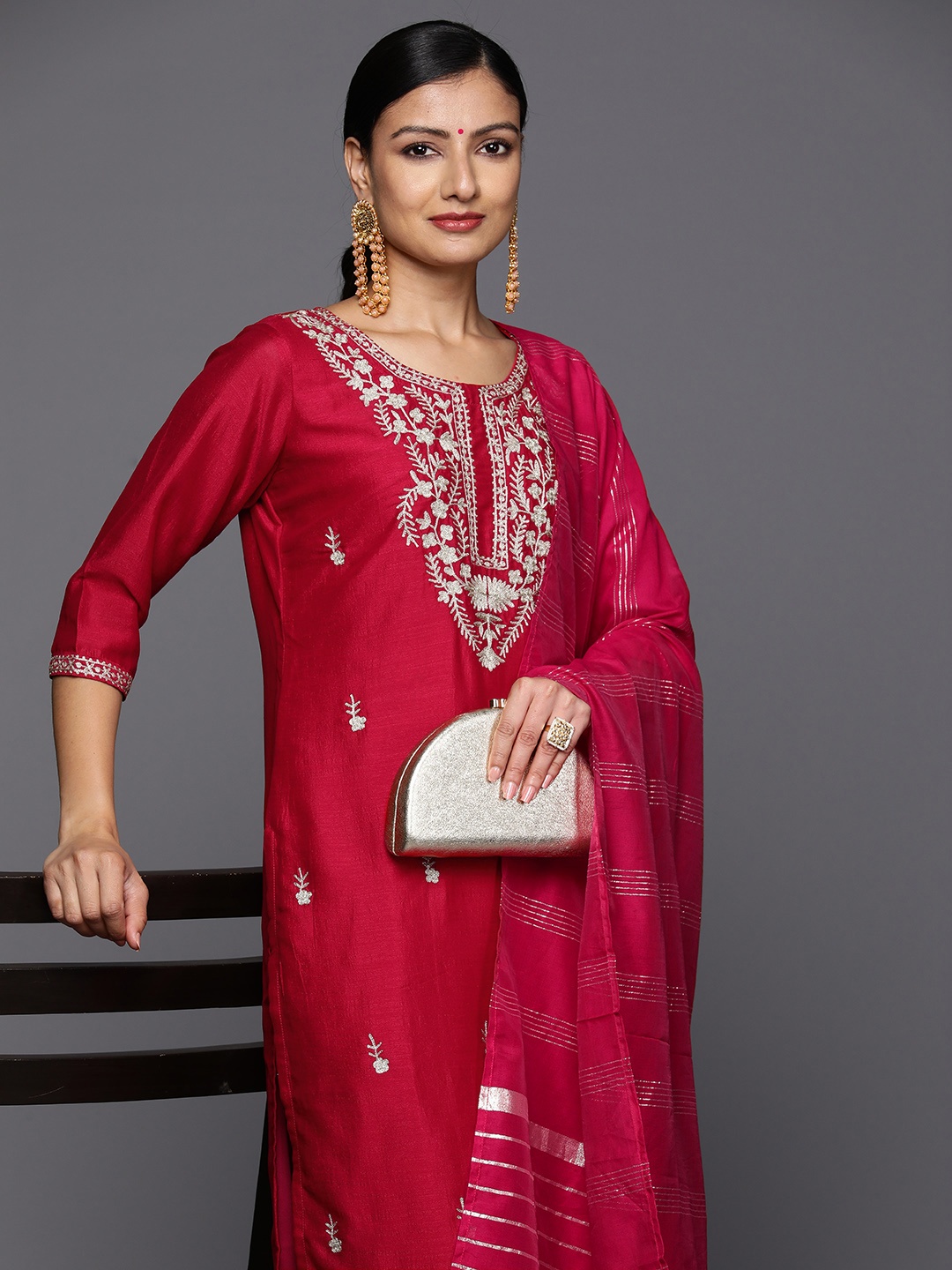 

Libas Floral Embroidered Regular Kurta With Trousers & Dupatta, Pink