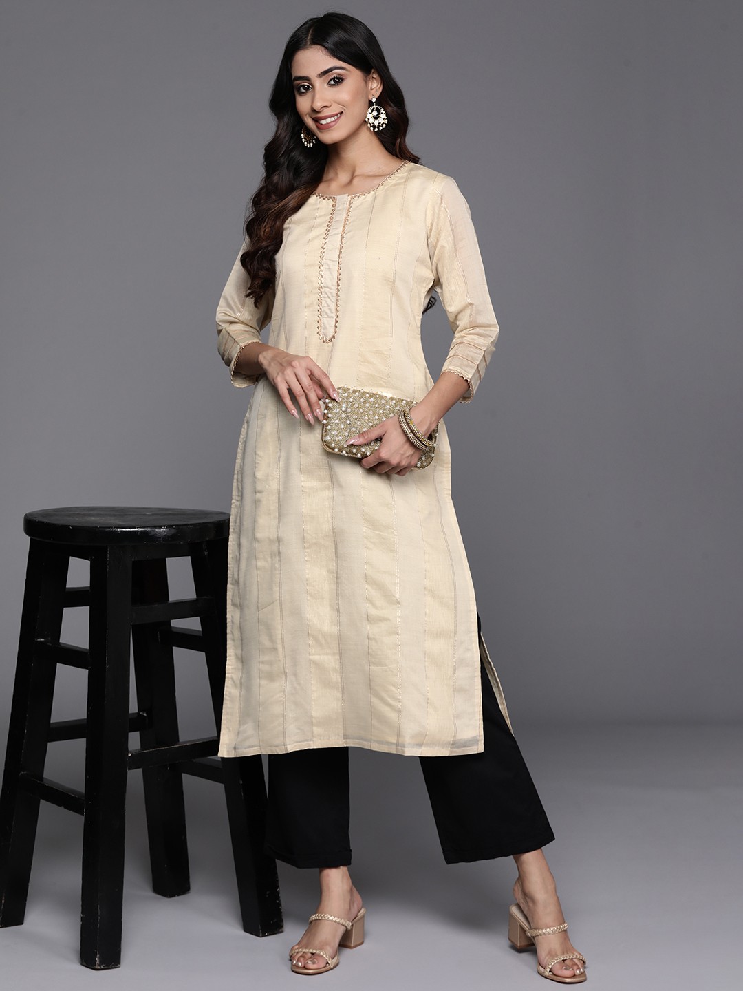 

Libas Pastel Gotta Patti Chanderi Silk Kurta, Cream