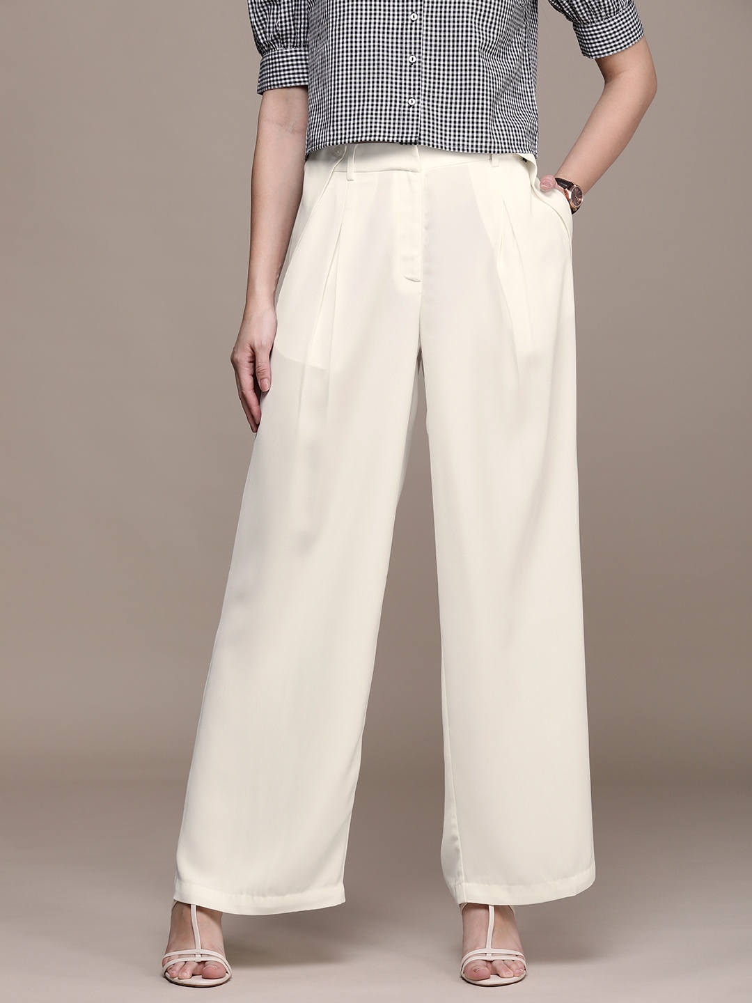 

French Connection Women Pleated Mid-Rise Regular Fit Parallel Trousers, White