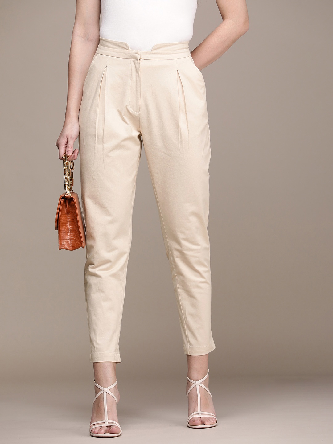 

French Connection Women Pleated Casual Trousers, Beige