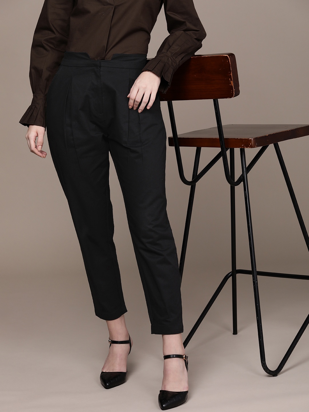 

French Connection Women Mid-Rise Black Pleated Smart Casual Trousers