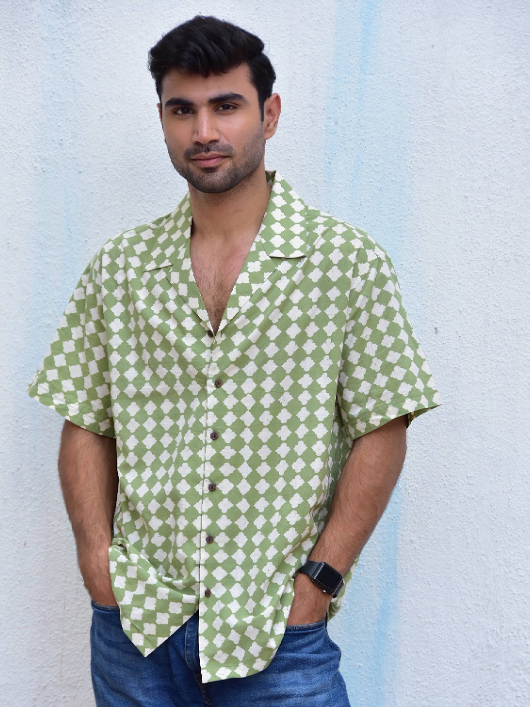 

Chidiyaa Original Geometric Printed Cotton Casual Shirt, Green