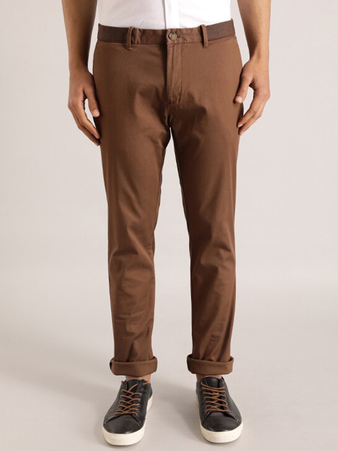 

Indian Terrain Men Mid-Rise Brooklyn Slim Fit Pure Cotton Trousers, Brown