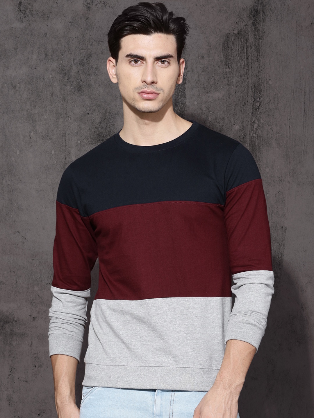 

Roadster Men Navy Blue Maroon Colourblocked Round Neck Pure Cotton T-shirt