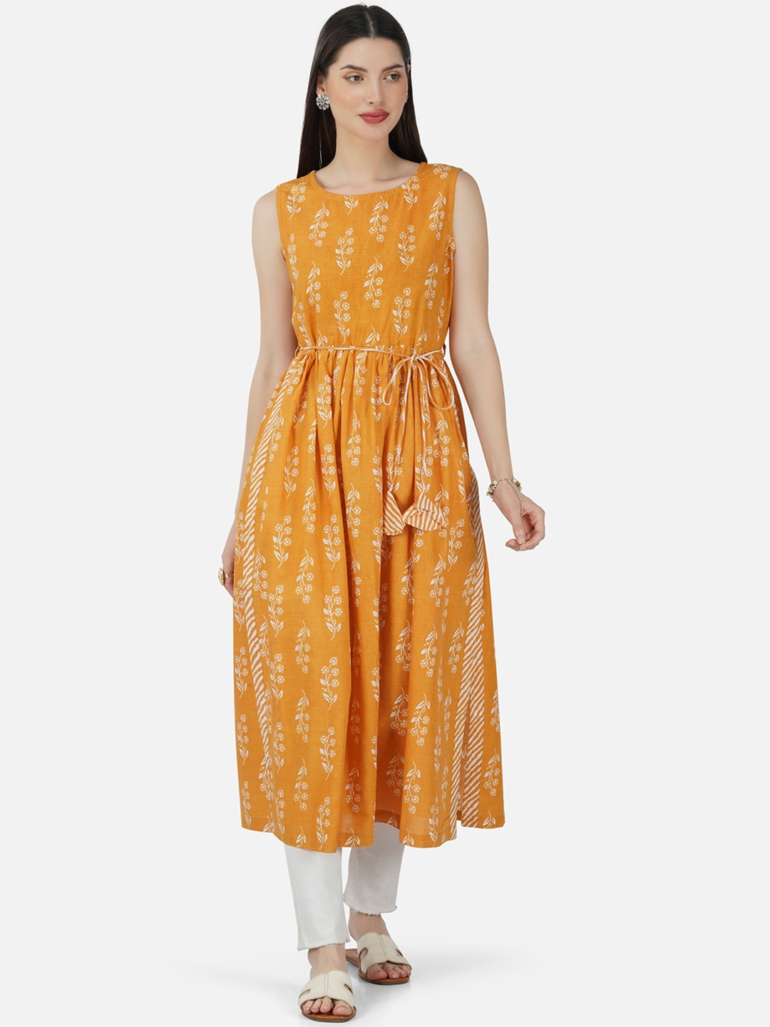 

SkyaSia Ethnic Motifs Printed Pleated A-Line Pure Cotton Kurta, Mustard