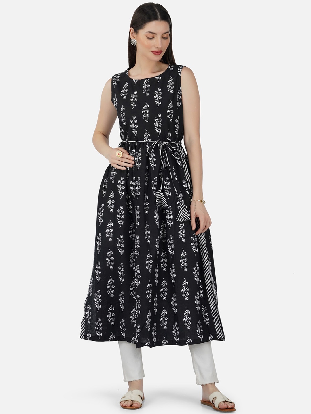 SkyaSia Sleeveless Floral Printed A-Line Kurta, Black