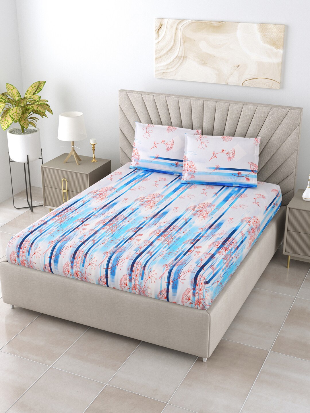 

BOMBAY DYEING Supercale Blue & White Printed 144 TC Cotton King Bedsheet & 2 Pillow Covers