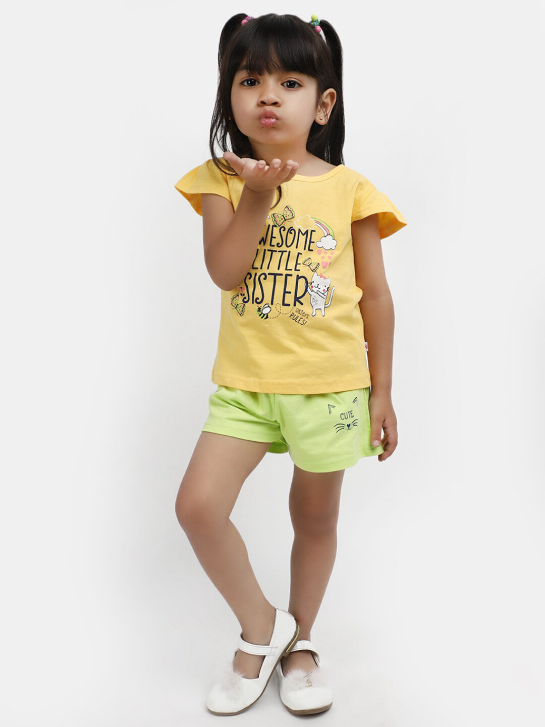 

V-Mart Girls Printed Pure Cotton Clothing Set, Gold