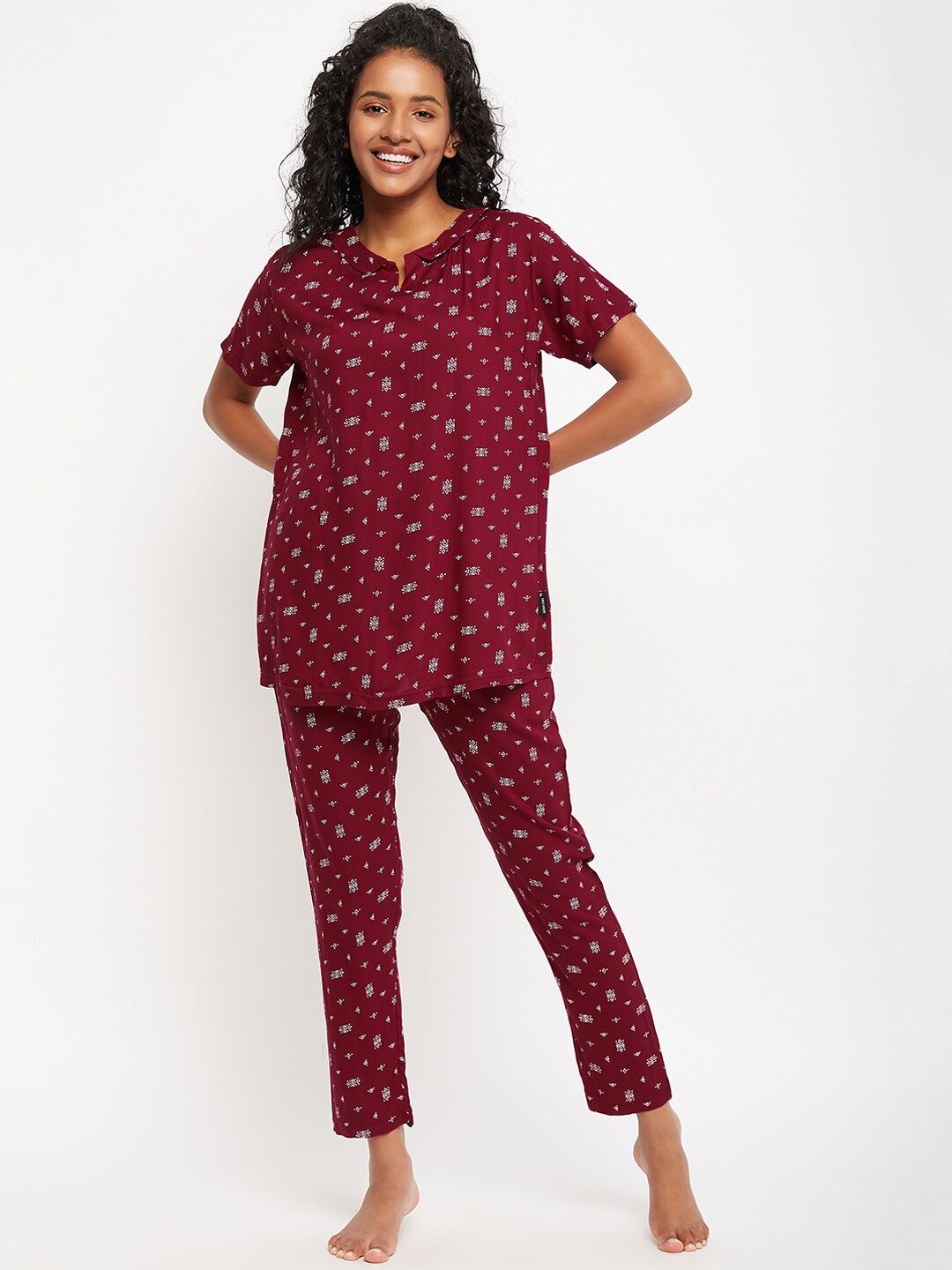 

FirstKrush Ethnic Motifs Printed Pure Cotton Night Suit, Maroon