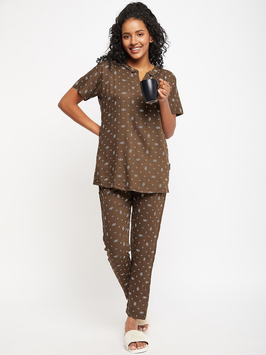 

FirstKrush Ethnic Motifs Printed Pure Cotton Night Suit, Brown