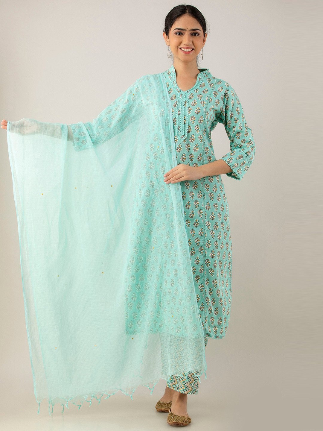 

Readiprint Fashions Floral Printed Pure Cotton Kurta With Palazzos & With, Sea green