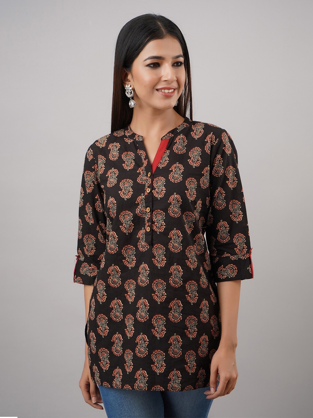 

HERE&NOW Black & Maroon Ethnic Motifs Printed Kurti