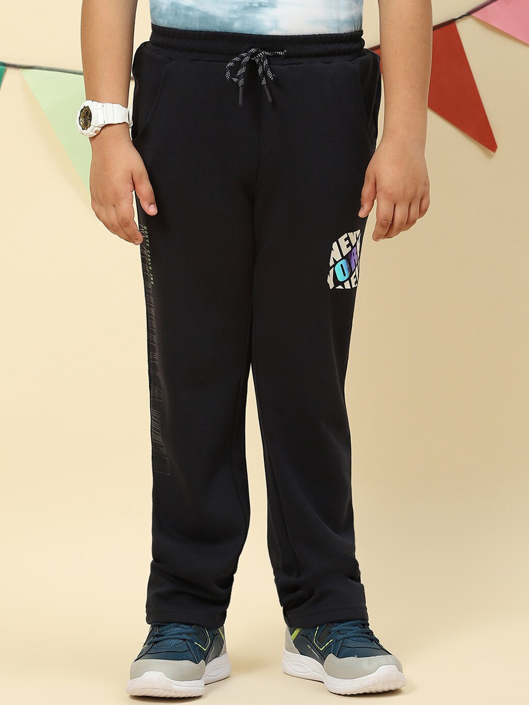 

Monte Carlo Boys Mid-Rise Casual Cotton Joggers, Navy blue