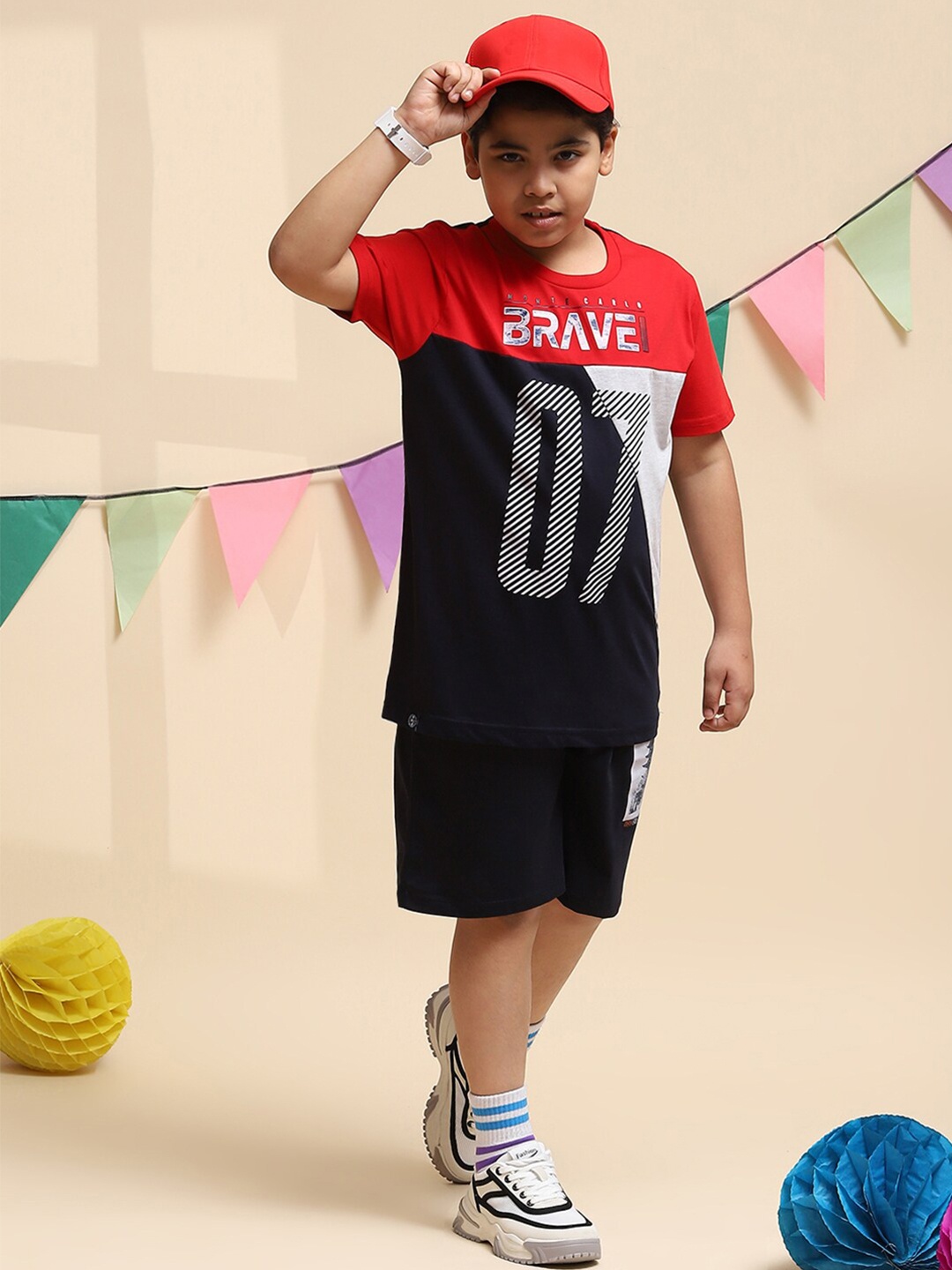 

Monte Carlo Boys Printed T-shirt with Shorts, Red