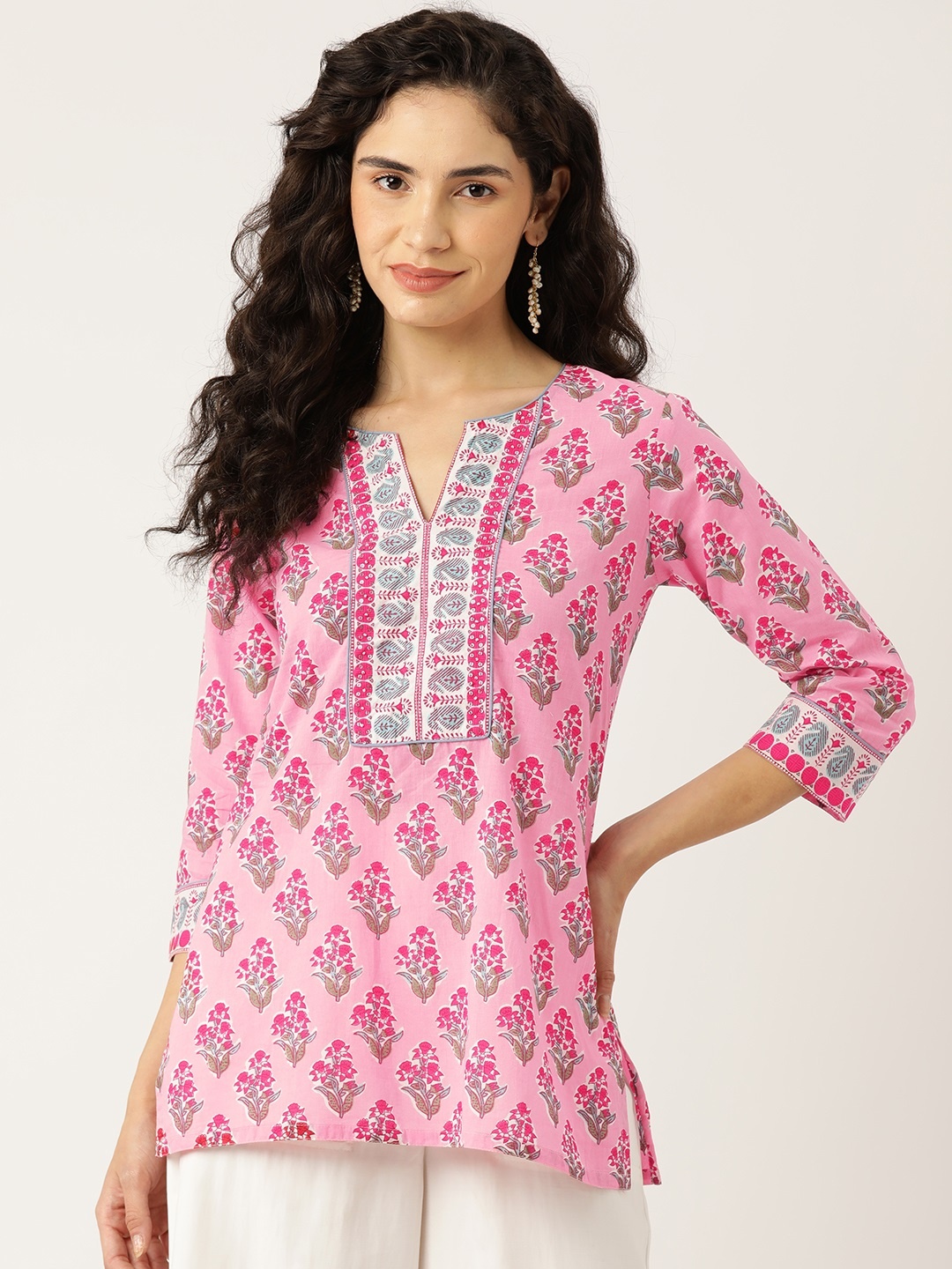 

Jaipur Morni Floral Printed Sequinned Pure Cotton Kurti, Pink