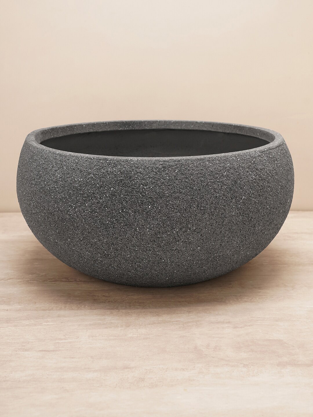 

Pure Home and Living Dark Grey Textured Polyfibre Clay Planter