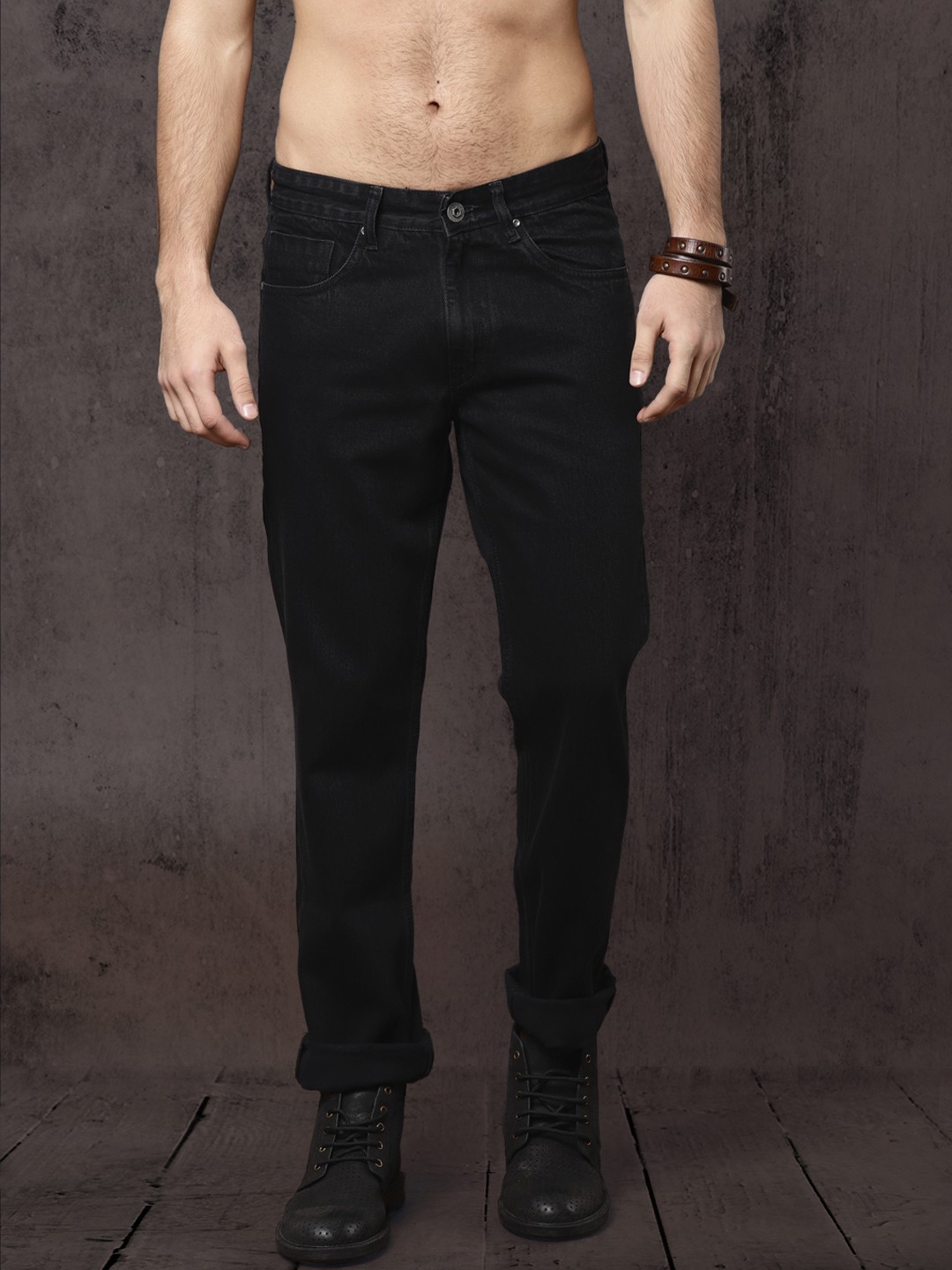 

Roadster Men Black Slim Fit Mid-Rise Clean Look Jeans