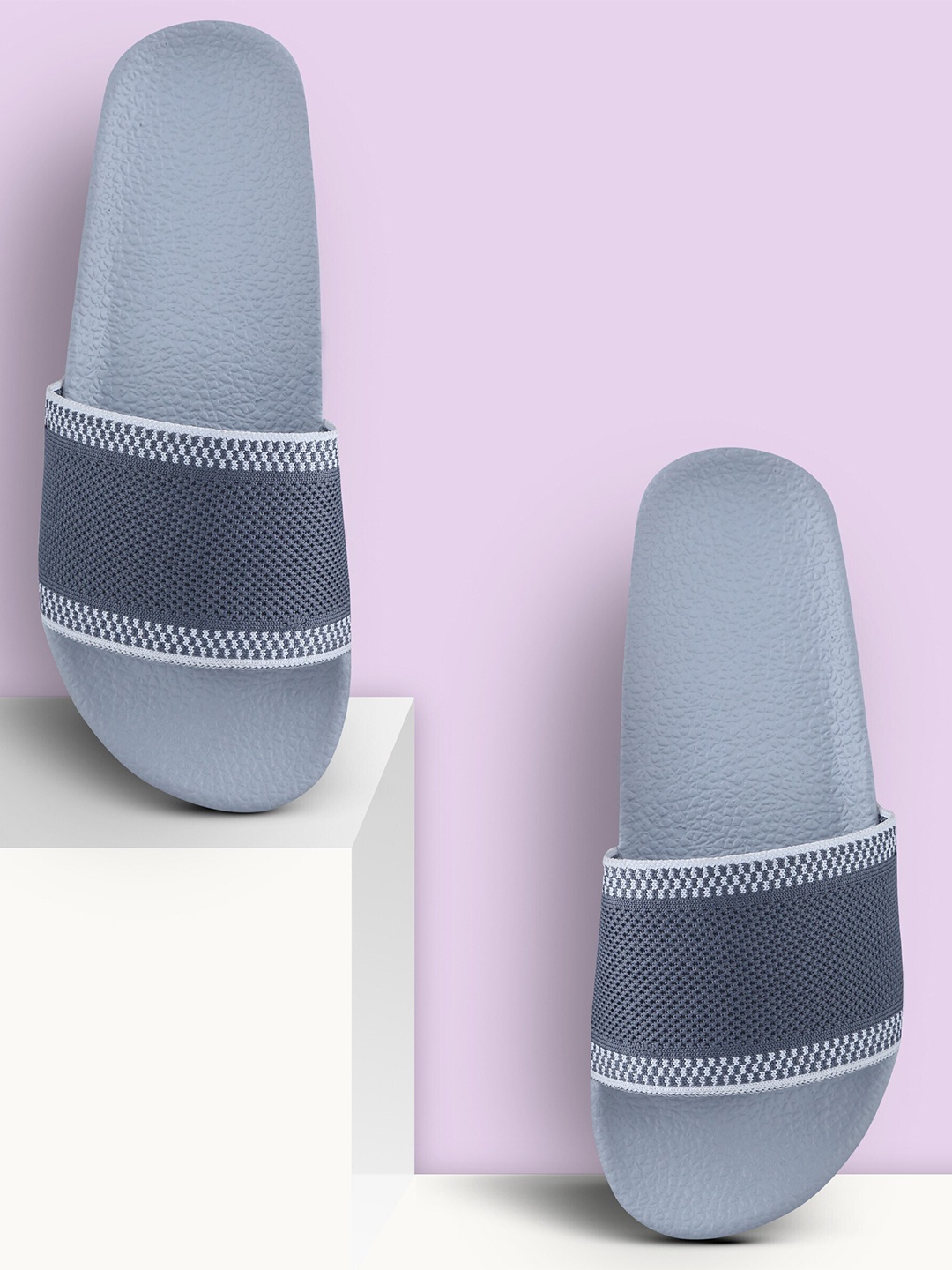 

Colo Women Woven Design Sliders, Grey