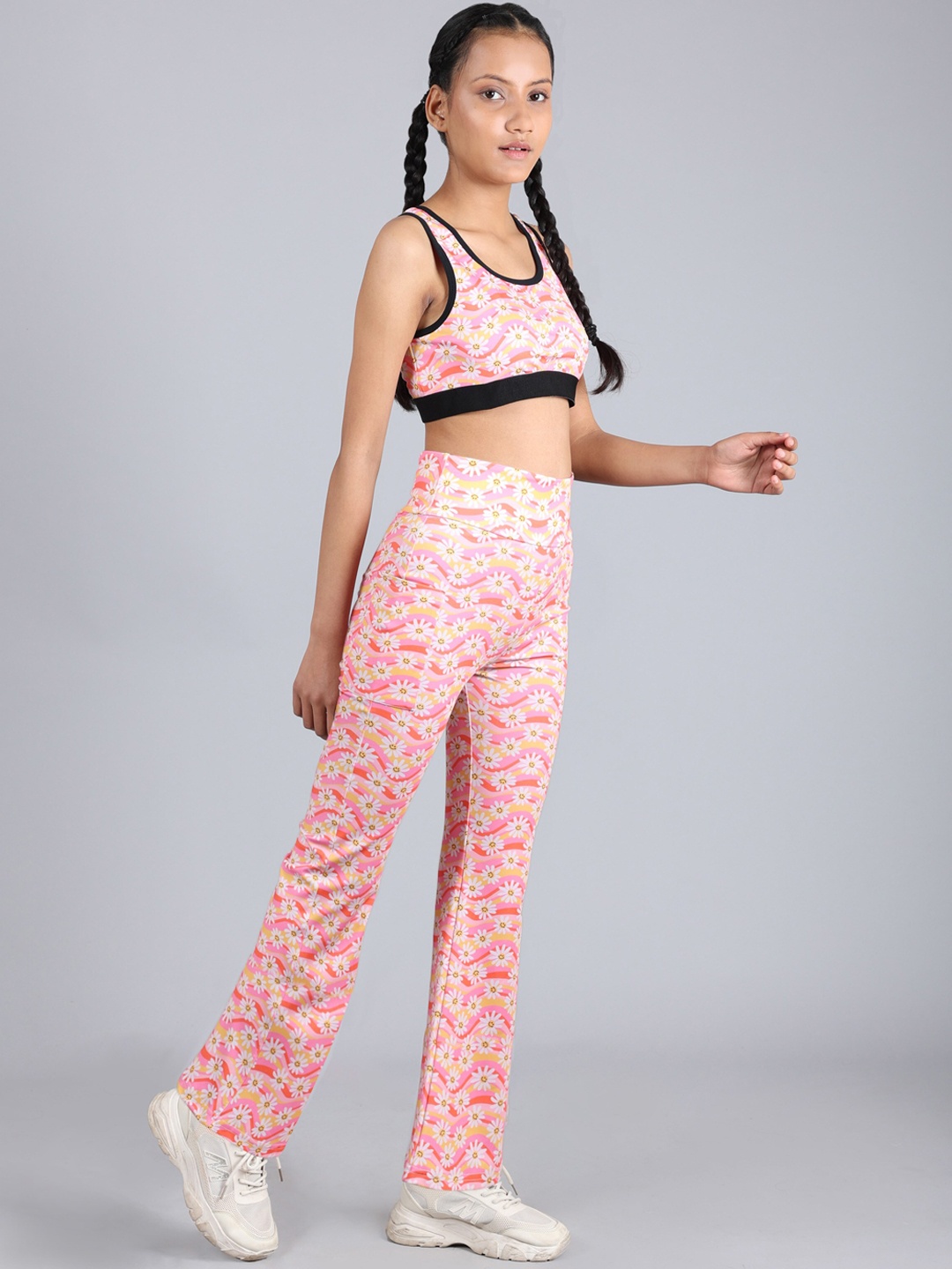 

DChica Girls Printed Round Neck Crop Top With Track Pants Co-Ords, Pink