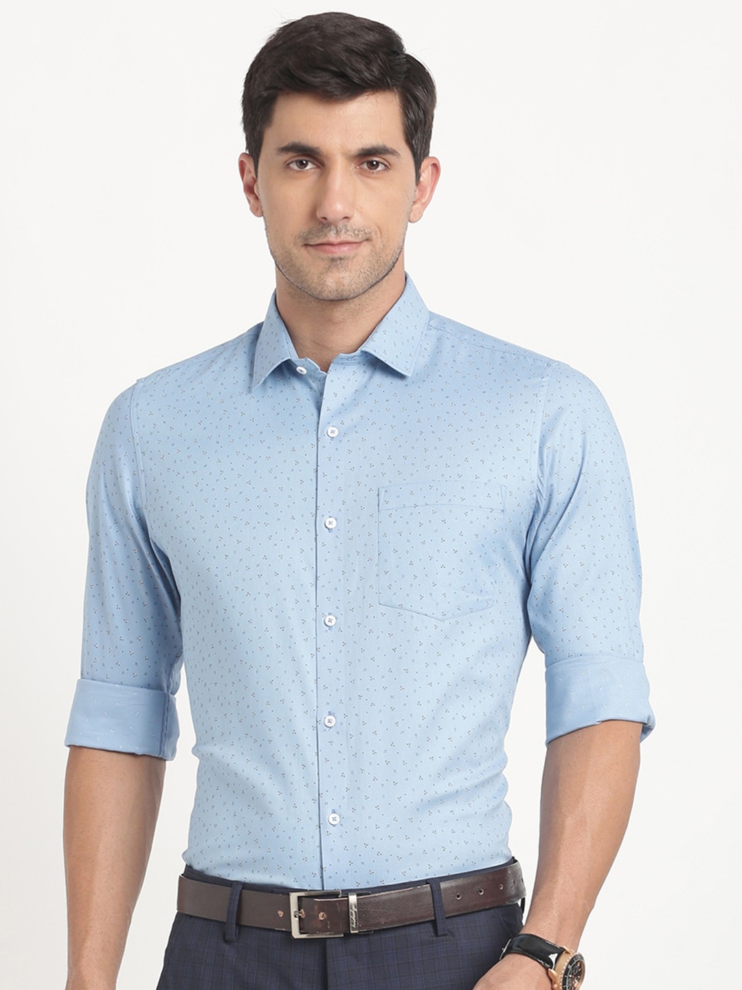 

Turtle Modern Micro Ditsy Printed Spread Collar Slim Fit Linen Formal Shirt, Blue