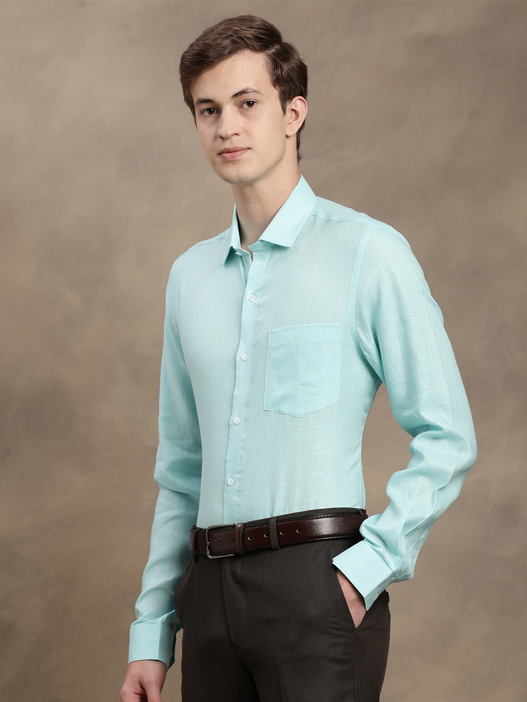 

Turtle Modern Spread Collar Slim Fit Linen Formal Shirt, Sea green