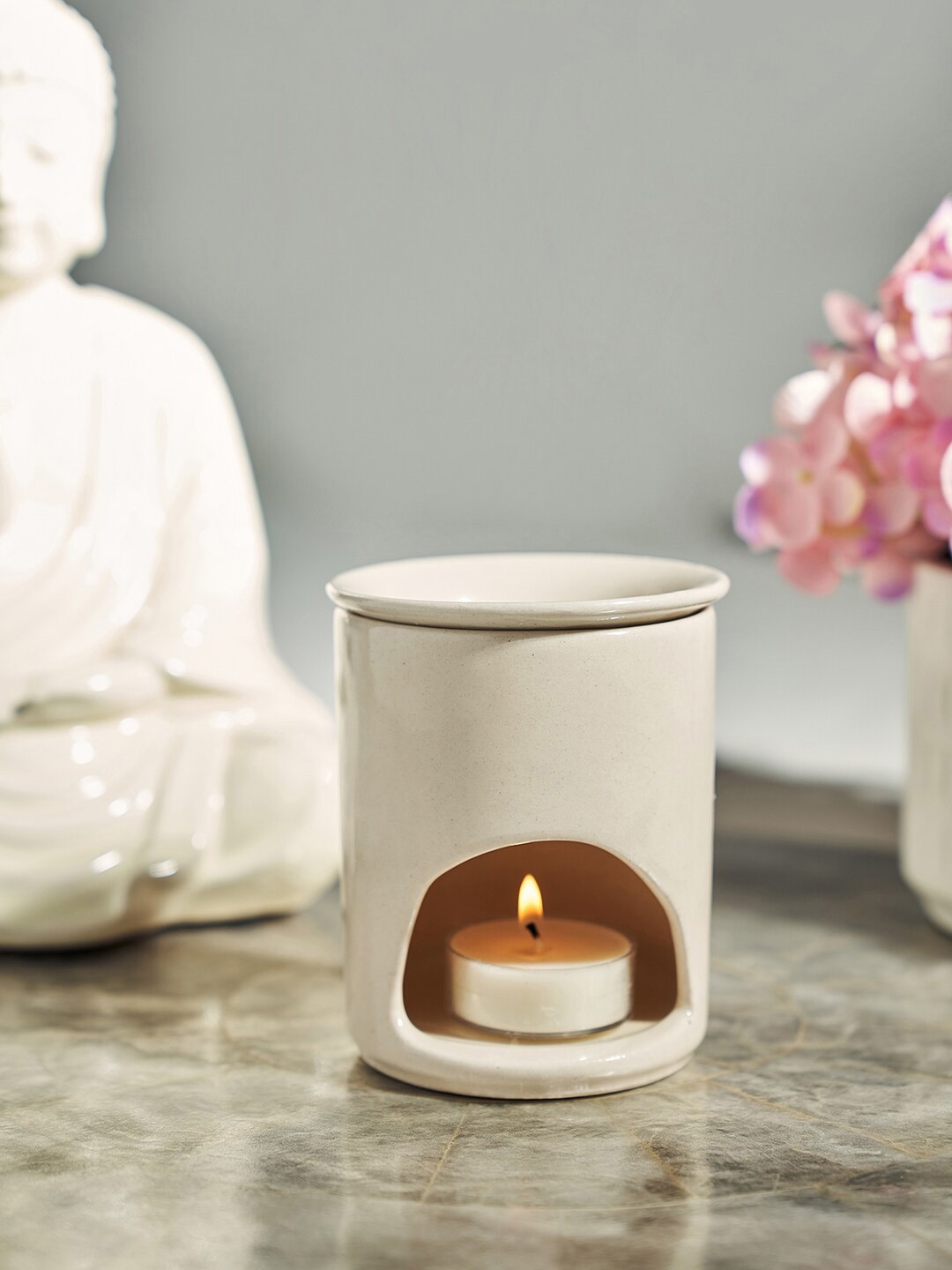

Pure Home and Living Beige Leather Aroma Diffuser Set