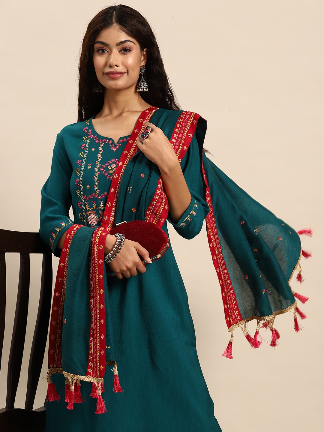 

Sangria Embroidered Regular Thread Work Kurta With Trousers & Dupatta, Teal