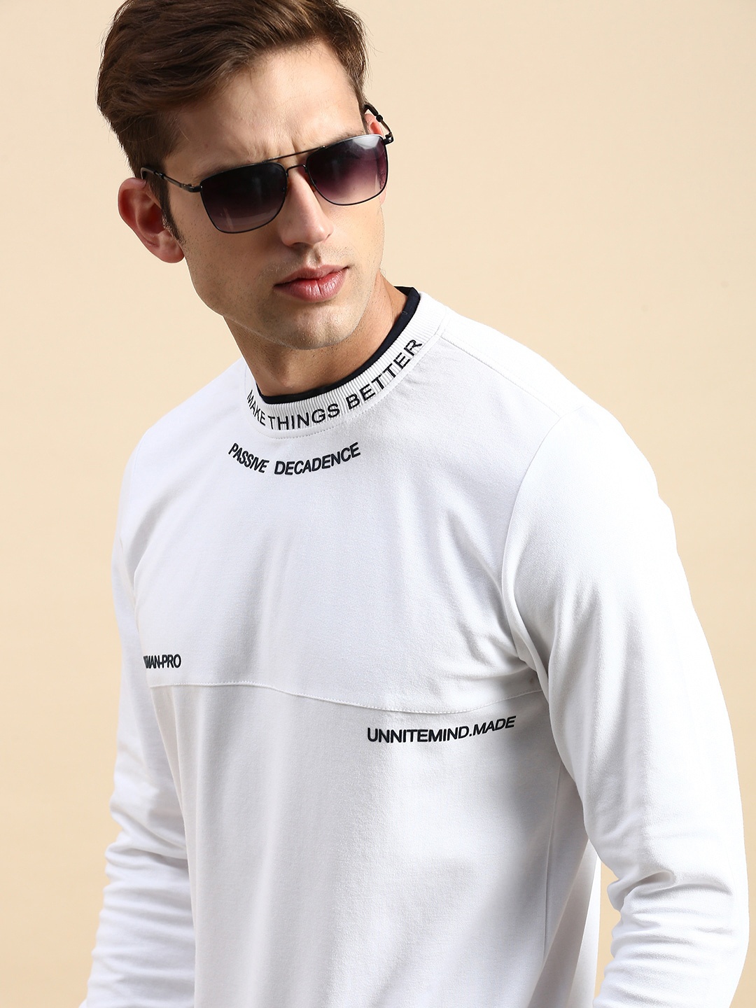 

SHOWOFF Round Neck Sweatshirt, White