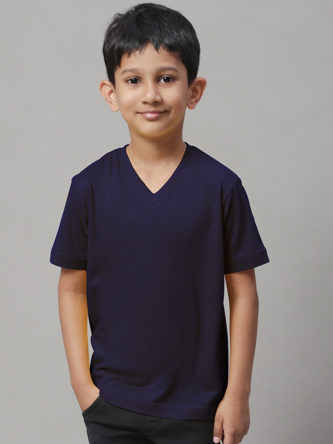 

Friskers Boys V-Neck Drop Shoulder Slim Fit T-shirt, Navy blue