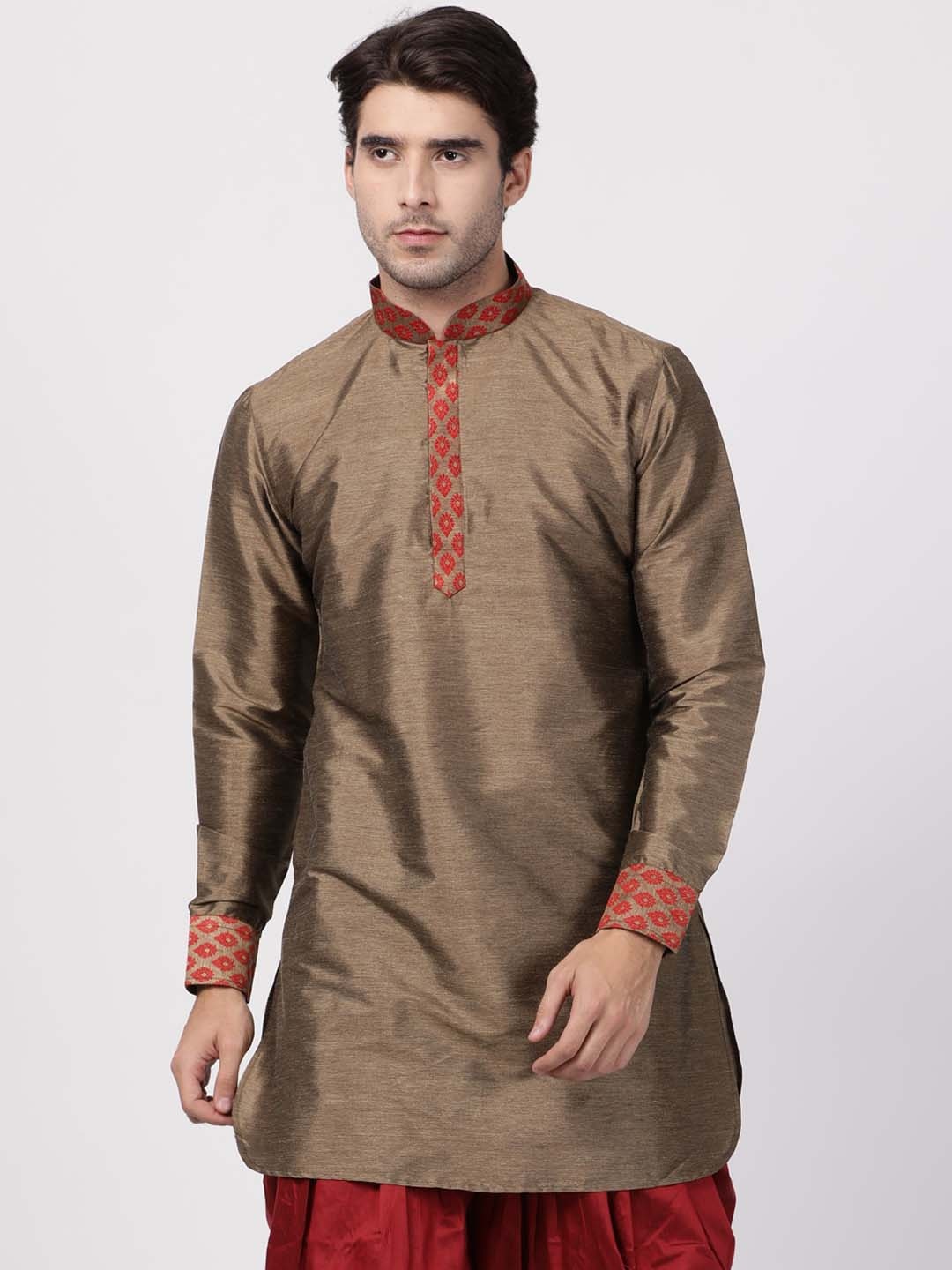 

VASTRAMAY Mandarin Collar Thread Work Curved Kurta, Bronze