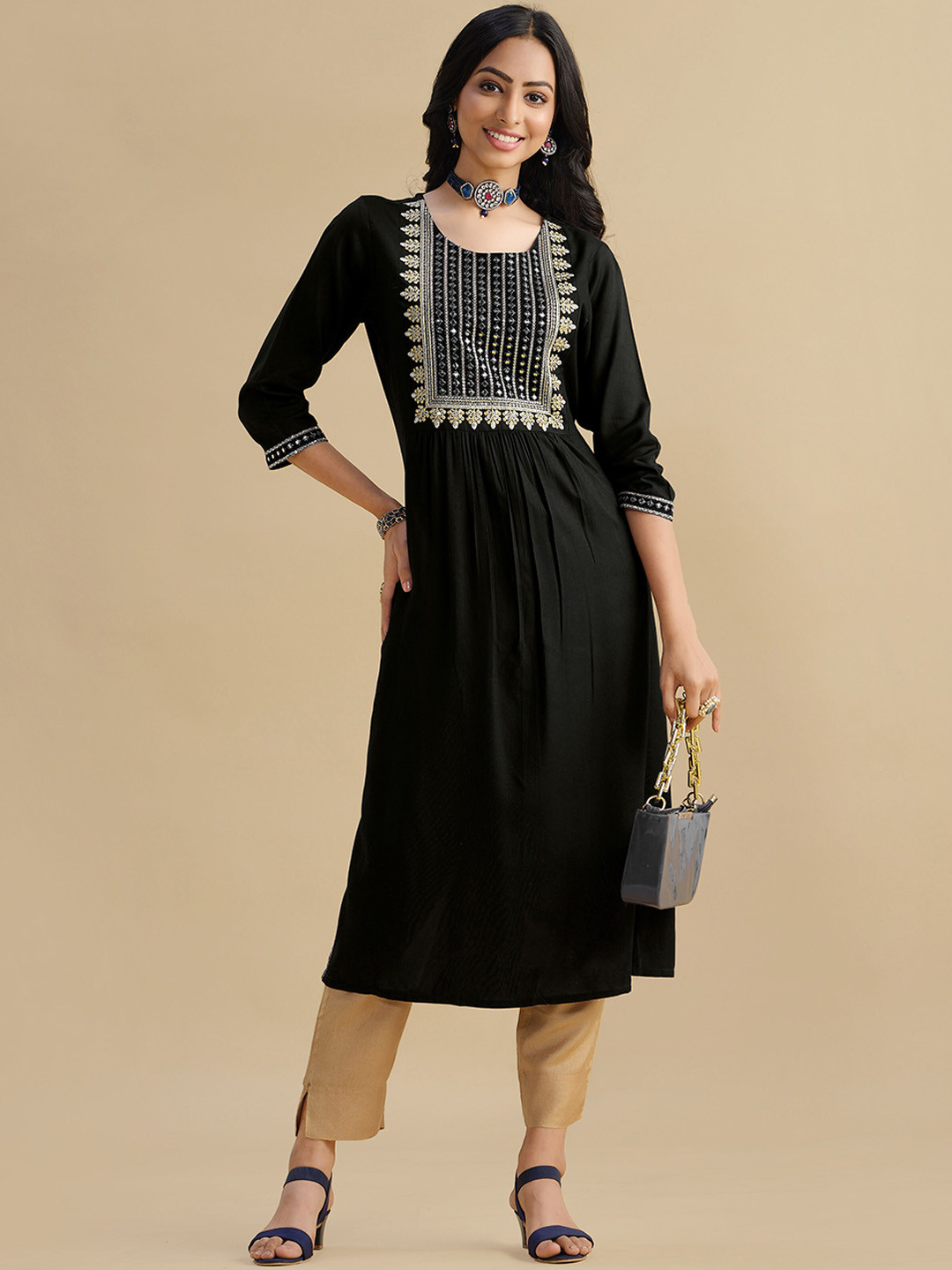 

Sangria Black & Gold Ethnic Motif Yoke Design Sequinned Kurta