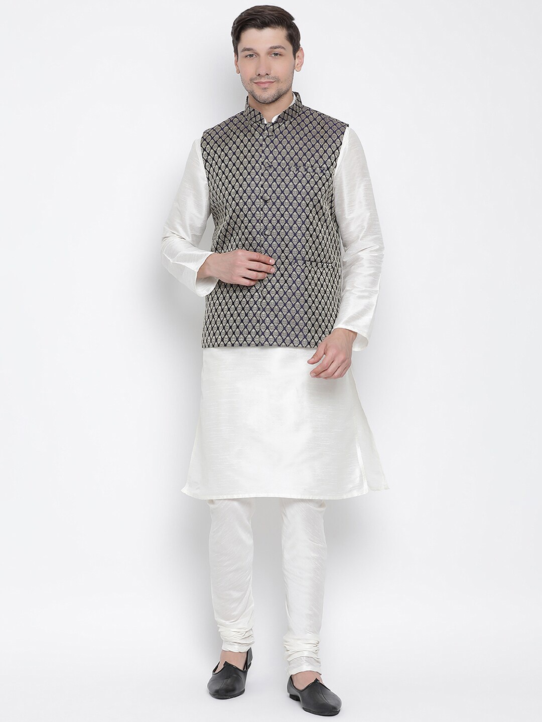 

VASTRAMAY Mandarin Collar Regular Kurta With Churidar & Nehru Jacket, White