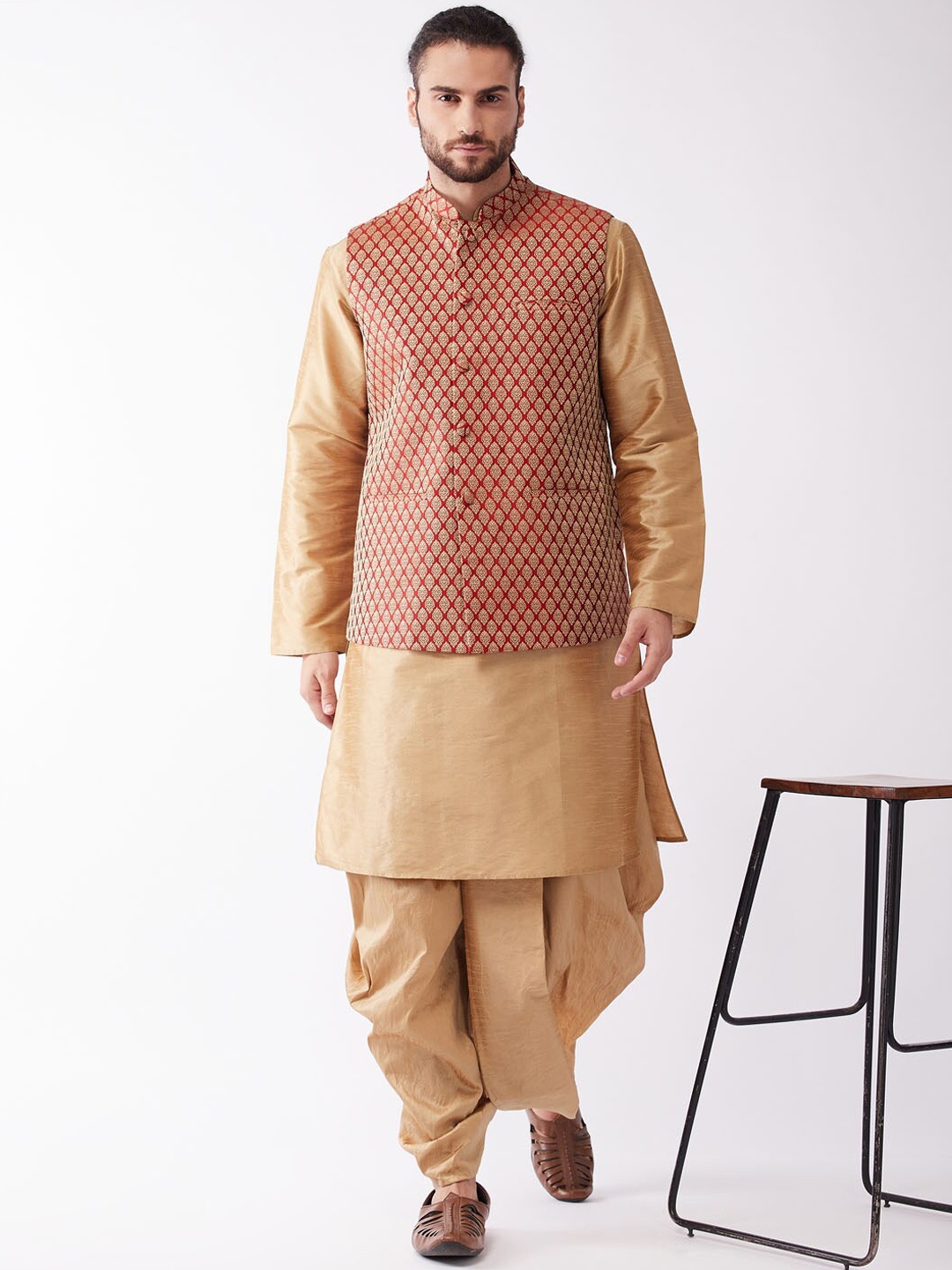 

VASTRAMAY Mandarin Collar Regular Kurta with Dhoti Pants & Woven Design Nehru Jacket, Rose gold