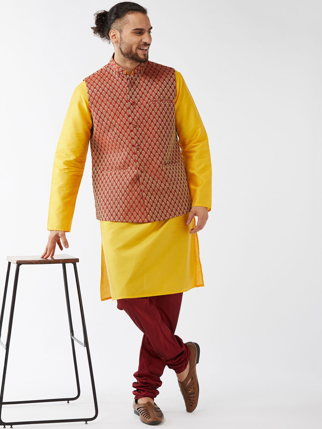 

VASTRAMAY Mandarin Collar Kurta with Churidar & Woven design Nehru Jacket, Yellow