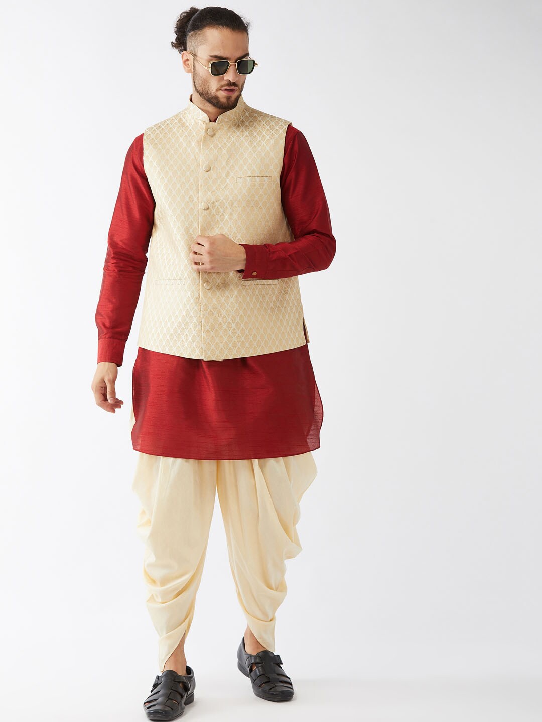 

VASTRAMAY Mandarin Collar Regular Kurta with Dhoti Pants & Woven Design Nehru Jacket, Maroon