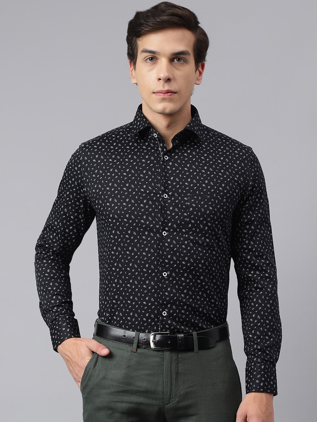 

Richlook Standard Opaque Formal Printed Semiformal Shirt, Black