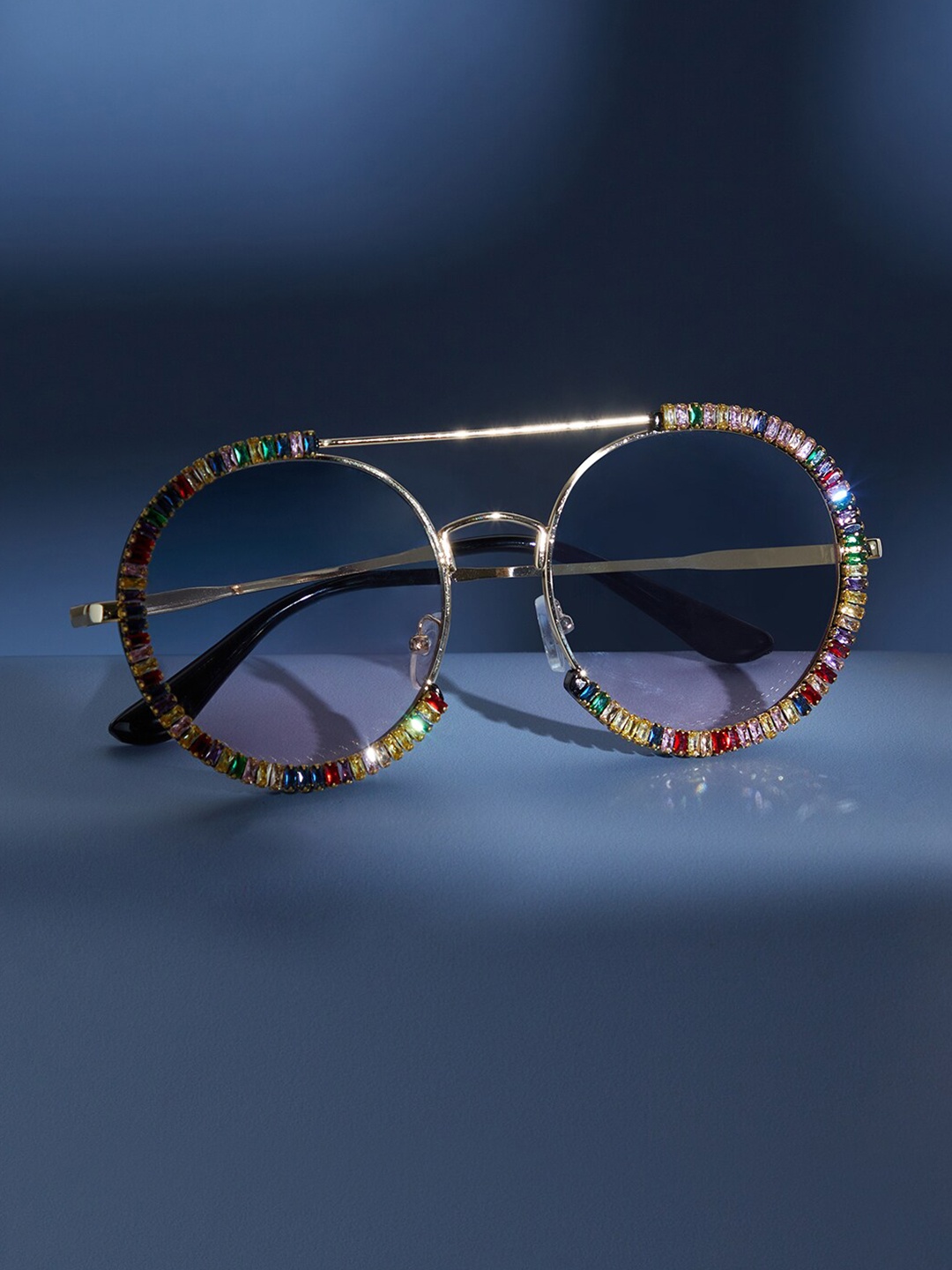 

HAUTE SAUCE by Campus Sutra Women Round Sunglasses With UV Protected Lens, Gold