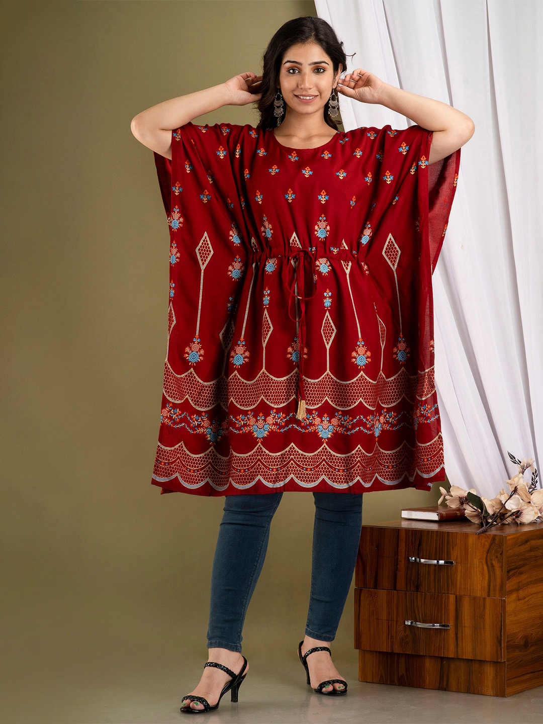 

Mialo fashion Floral Printed Kaftan Kurta, Red