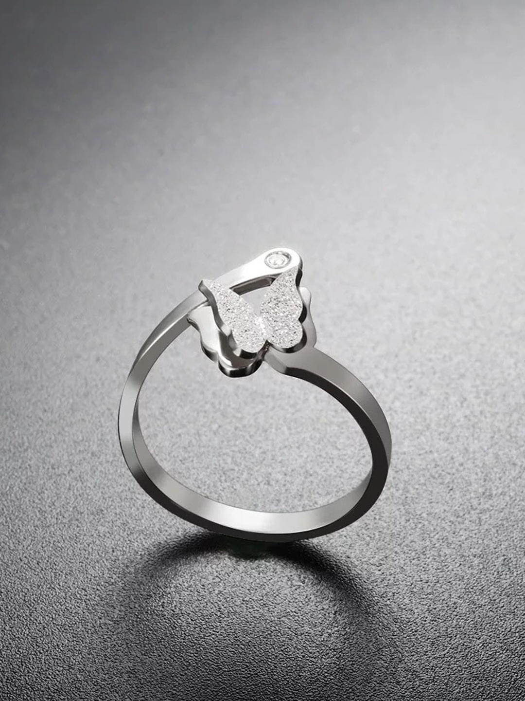

MYKI Silver-Plated CZ-Studded Butterfly Adjustable Finger Ring