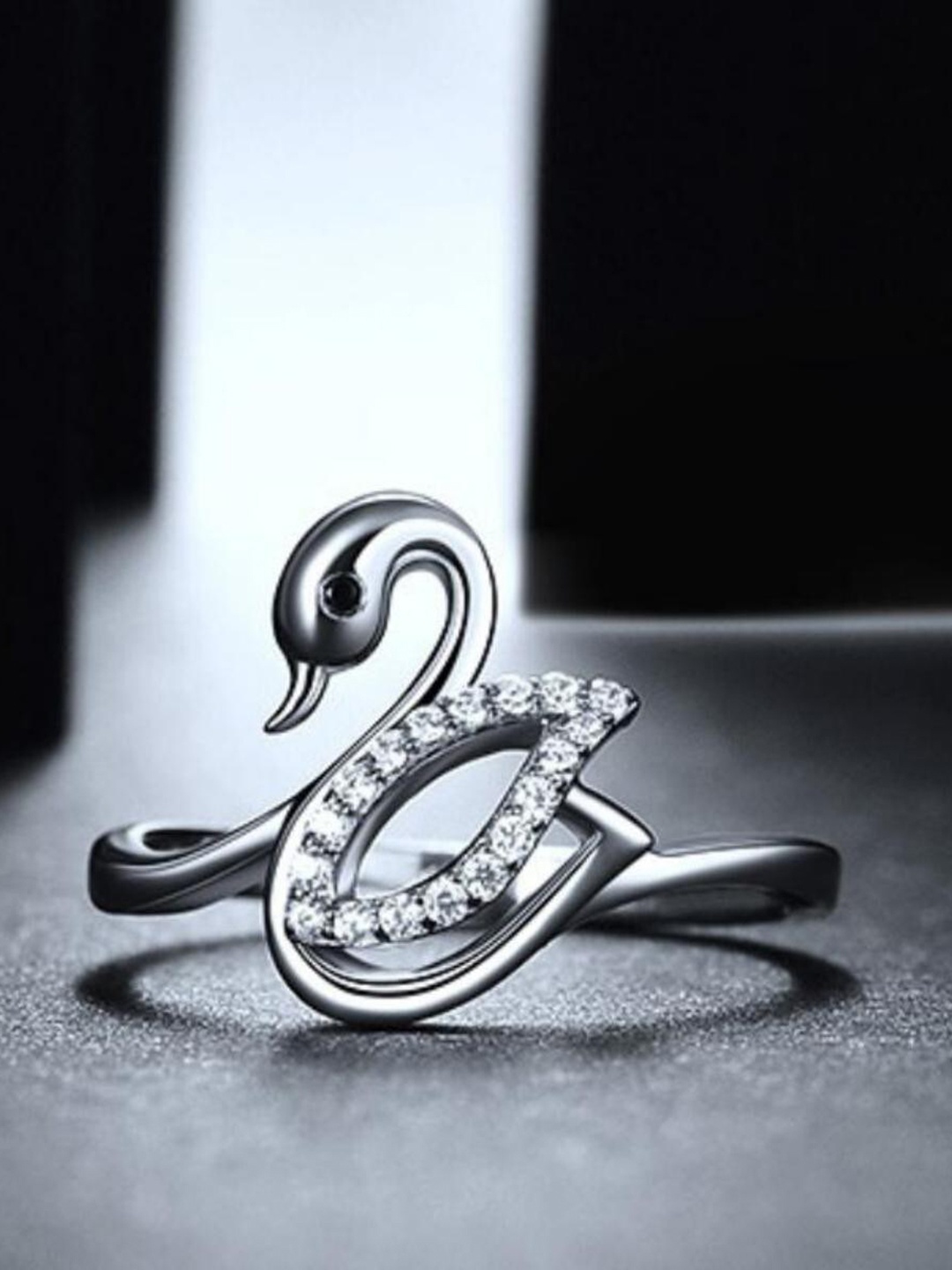 

MYKI Silver-Plated CZ-Studded Swan Shaped Adjustable Finger Ring