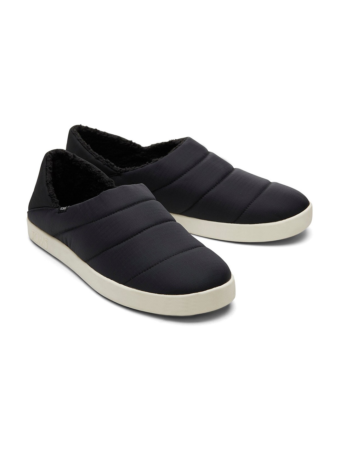 

TOMS Men Lightweight Slip-On Sneakers, Black