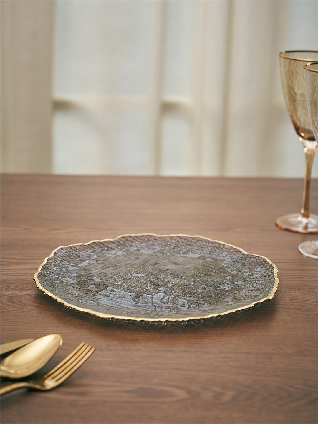 

Pure Home and Living Grey 2 Pieces Textured Glass Dinner Plates