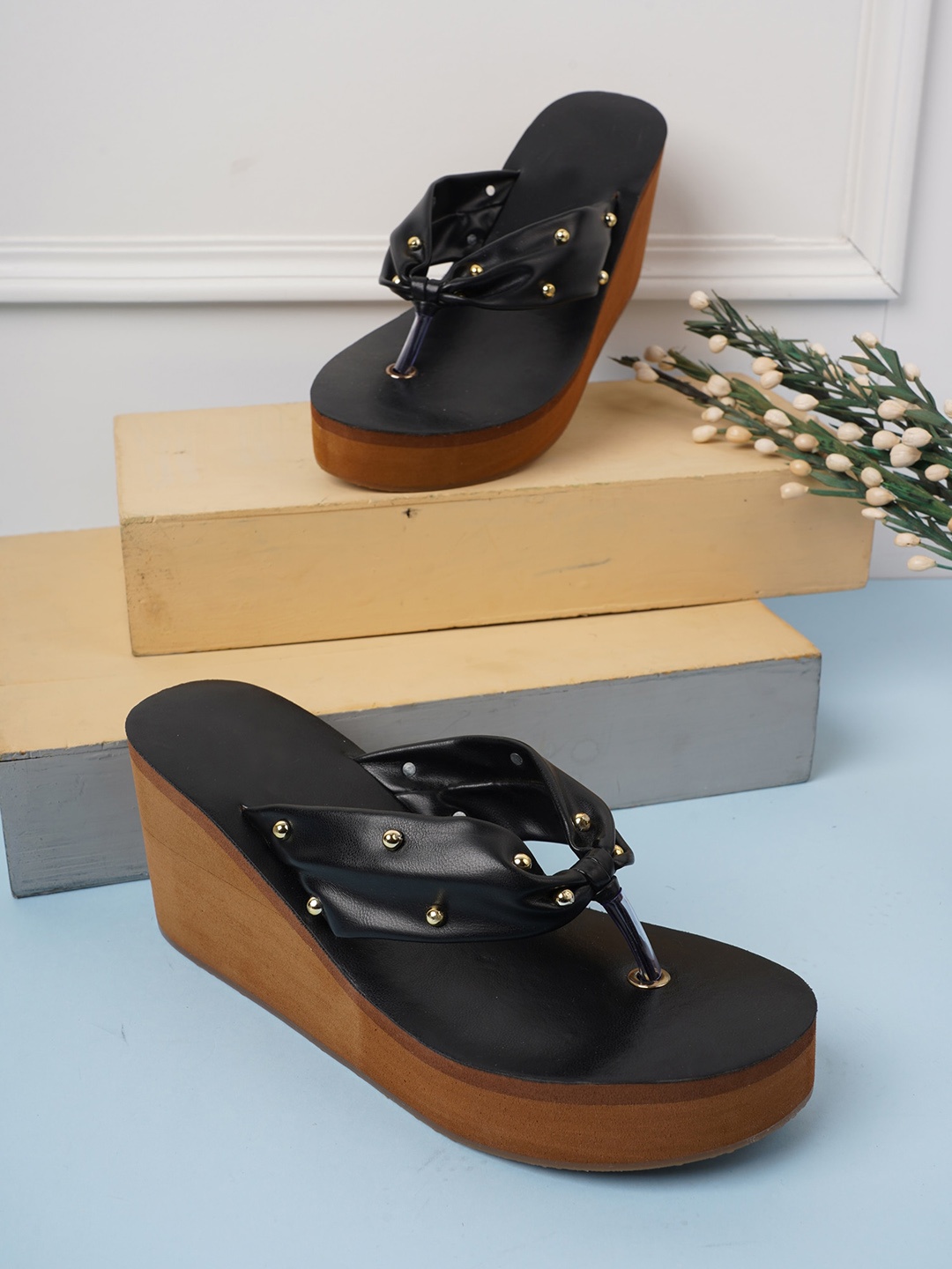 

SAPATOS Embellished Open Toe Wedges, Black