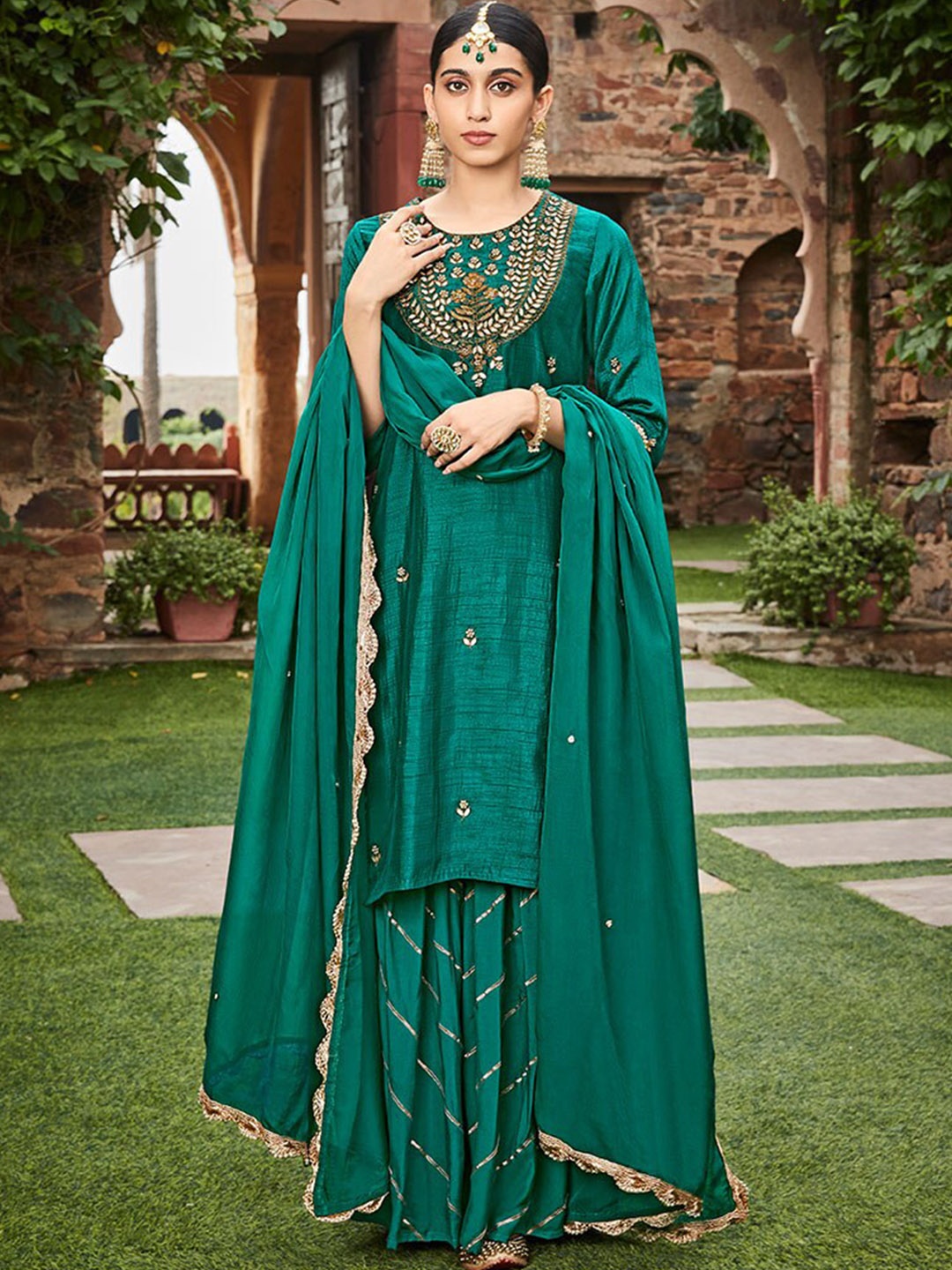 

Jaipur Kurti Green Ethnic Motifs Zardozi Embroidered Kurta With Palazzos & Dupatta