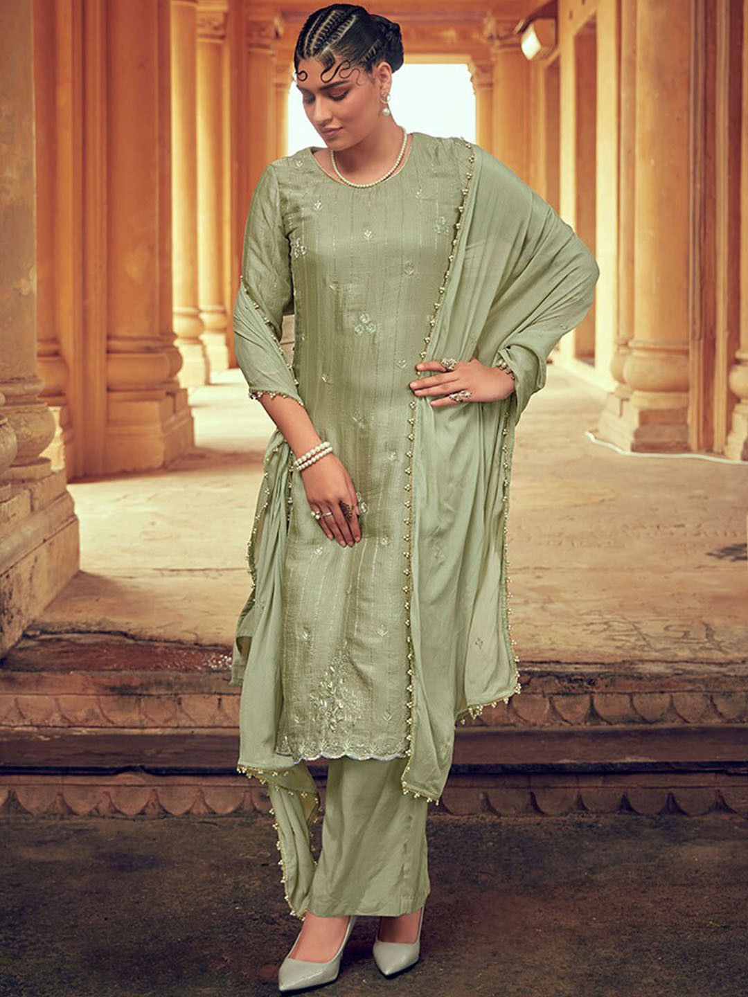 

Jaipur Kurti Green Ethnic Motifs Embroidered Kurta With Palazzos & Dupatta
