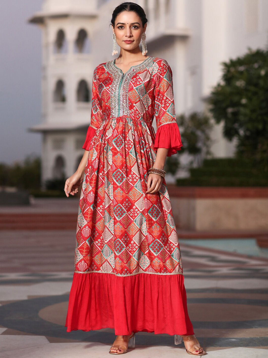 

Jaipur Kurti Red & Green Printed Gotta Patti Fit & Flare Midi Ethnic Dress & Dupatta