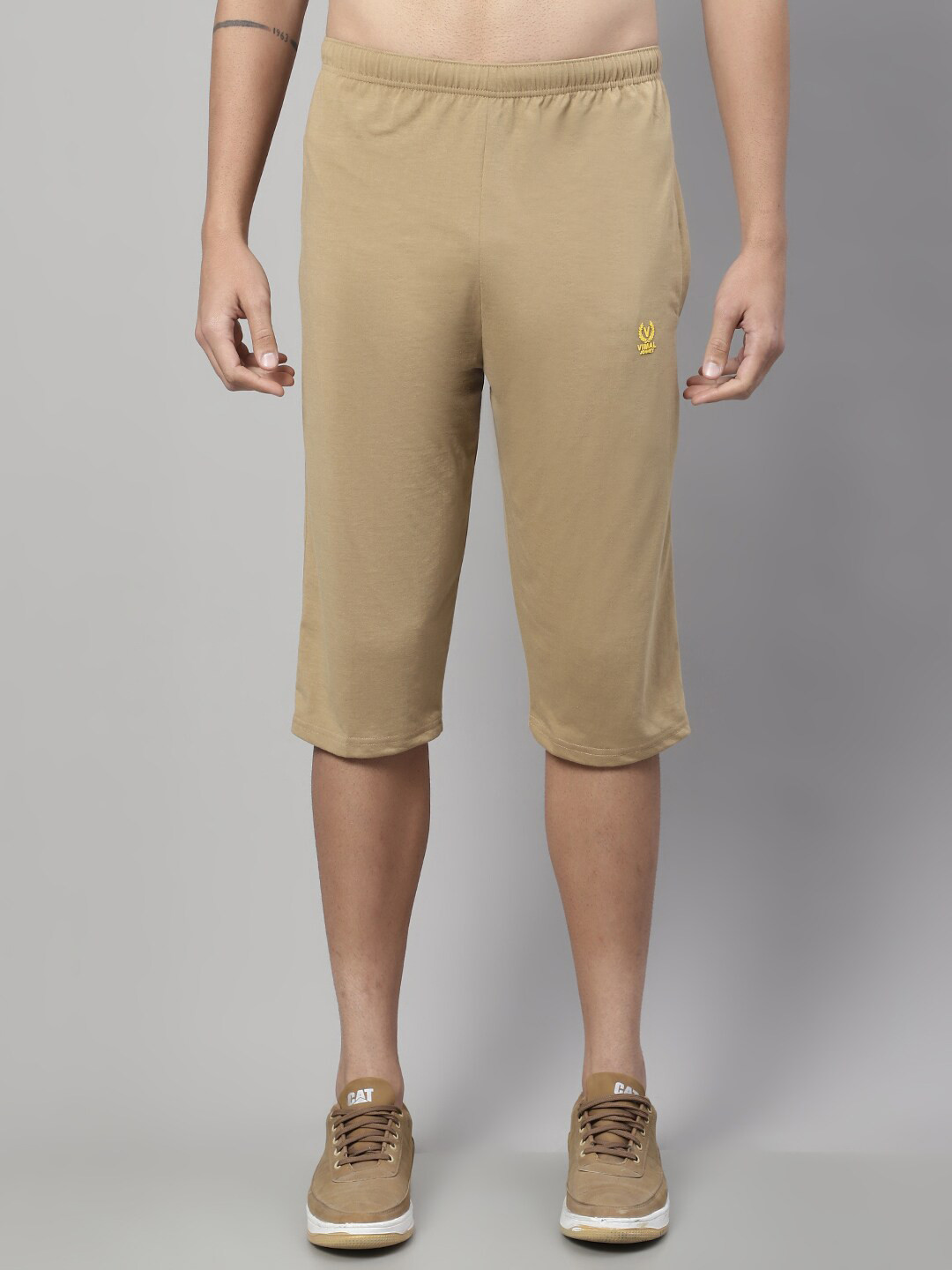 

VIMAL JONNEY Men Mid-Rise Cotton Shorts, Beige