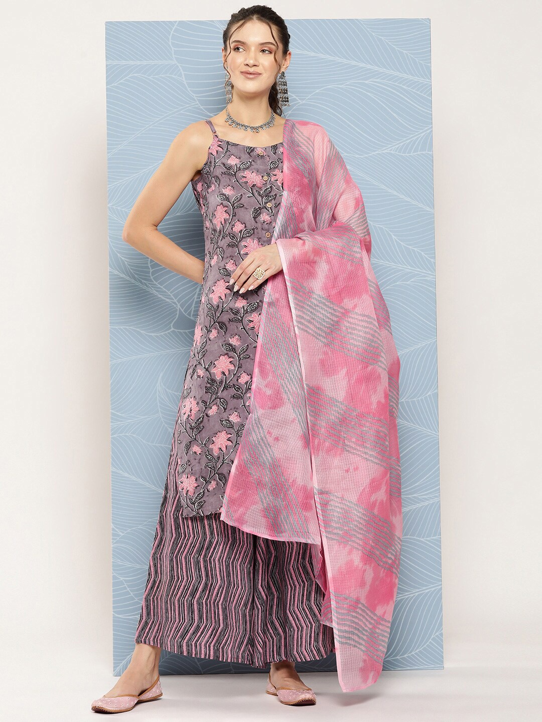 

InWeave Purple & Pink Sleeveless Floral Printed Kurta with Palazzos & Dupatta